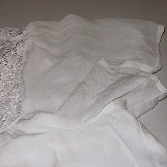 Abercrombie blouse - Picture 3 of 7